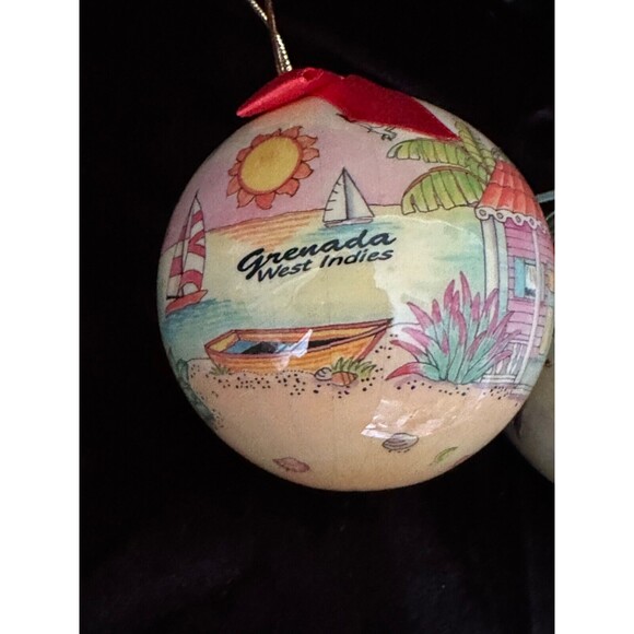 A giftcorp set of 3 Christmas Ornaments, 3 tropical ball ornaments with ribbons - Picture 4 of 7